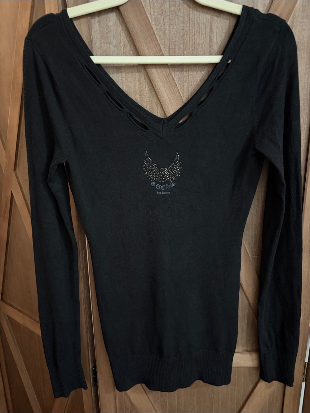 GUESS LOS ANGELES Y2K Rhinestone Angel Wings V-Neck Sweater Black SIZE SMALL